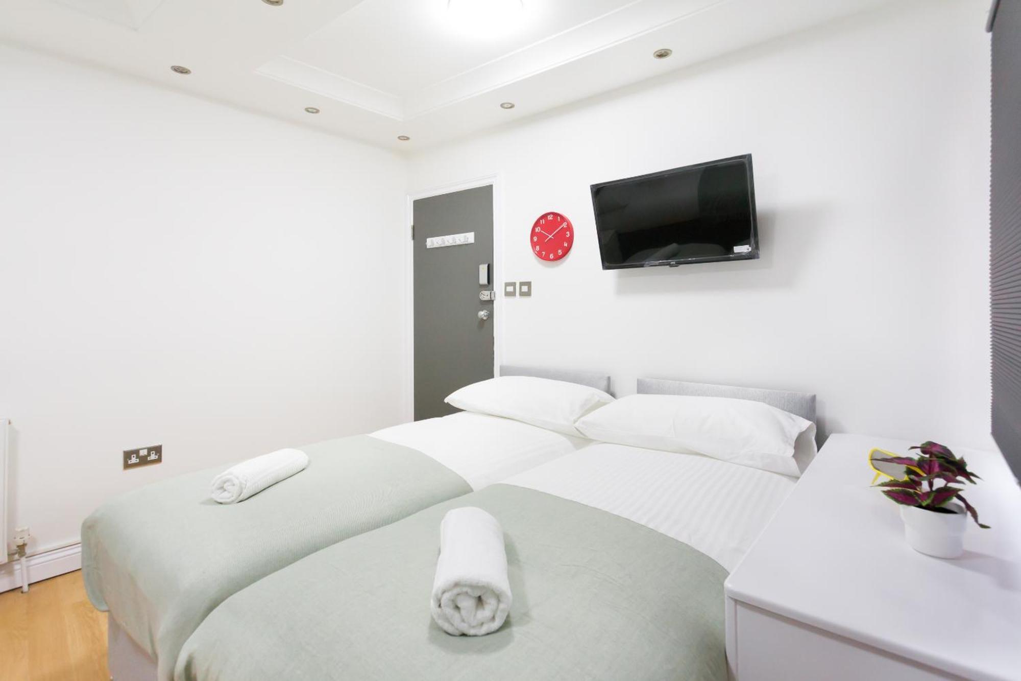 Eurostar Budget Rooms - Next To Kings Cross & Eurostar Train Station London Exterior photo