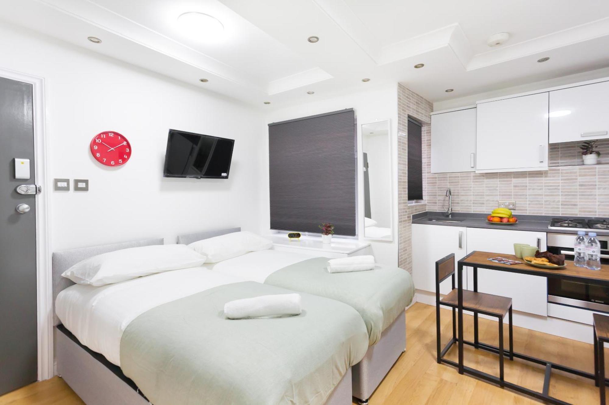 Eurostar Budget Rooms - Next To Kings Cross & Eurostar Train Station London Exterior photo